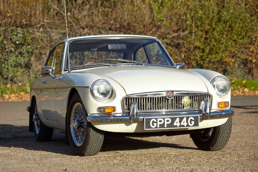 1969 MG MGB Image 2